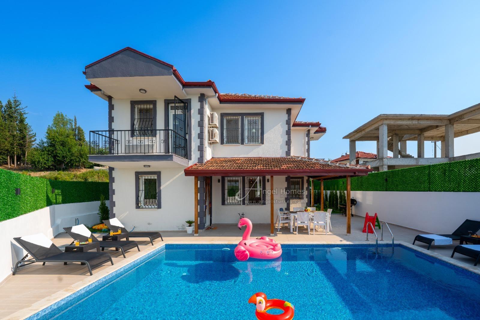 3-bed private villa in Doger
