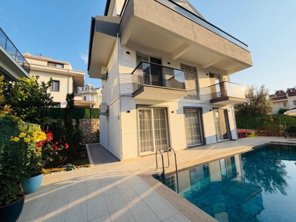furnished 3-bed villa for sale in Ovacik