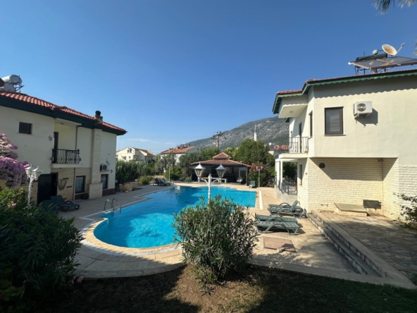 2-bed semi-detached villa
