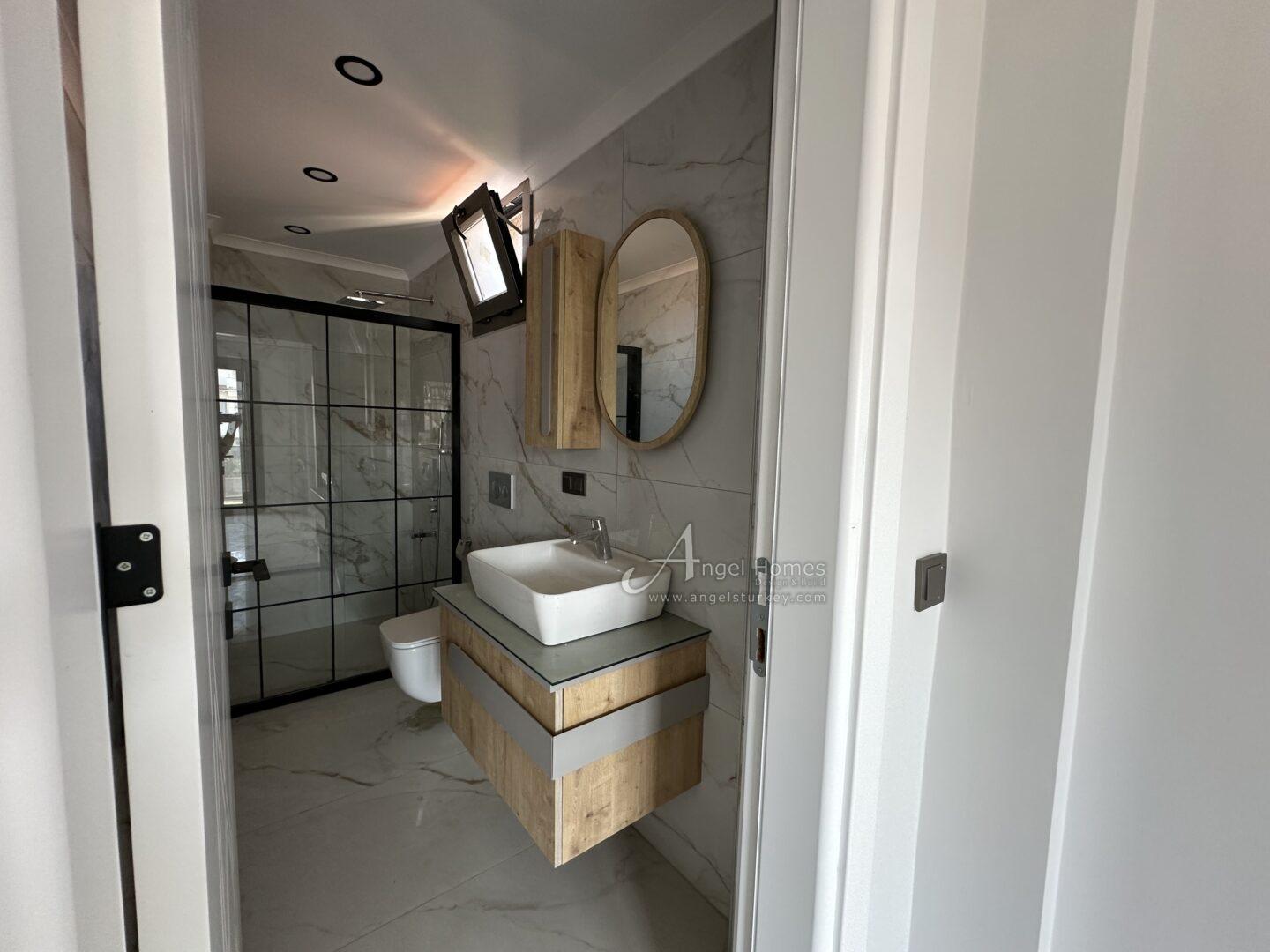 newly built 4-bed villa in Gunlukbasi