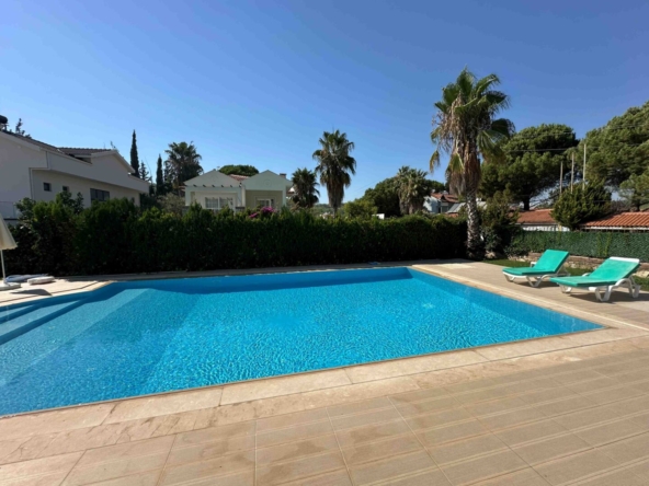 FURNISHED 3-BED DETACHED VILLA IN HISARONU – Private Pool & A Great Location