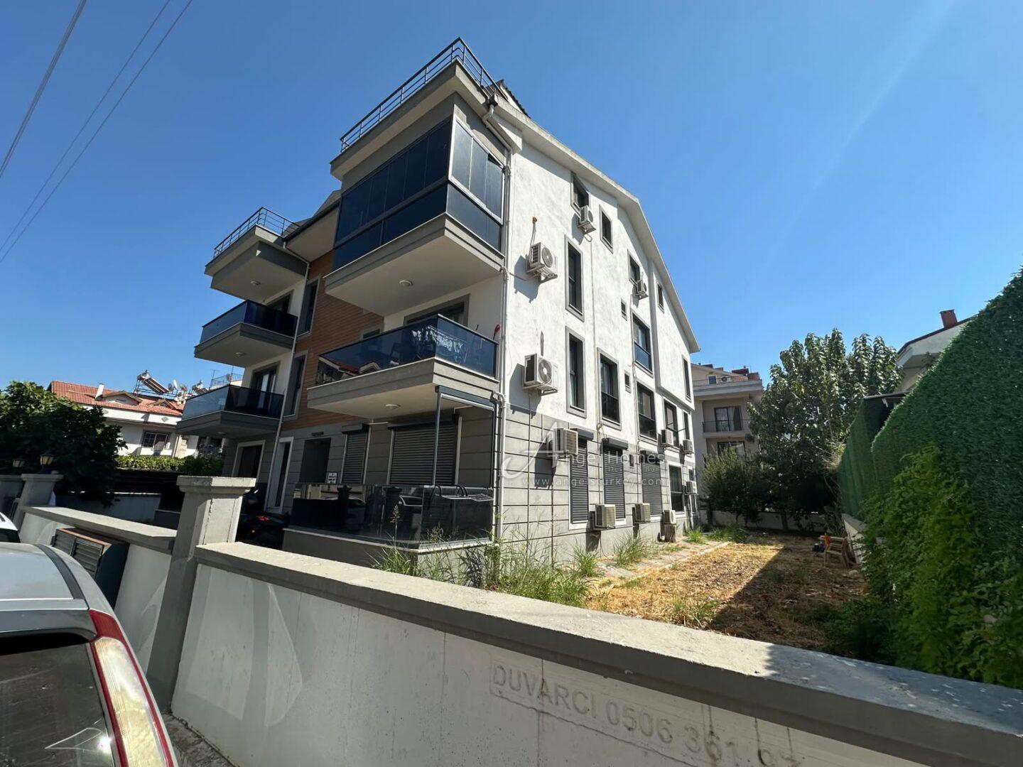 upper duplex apartment in Tasyaka