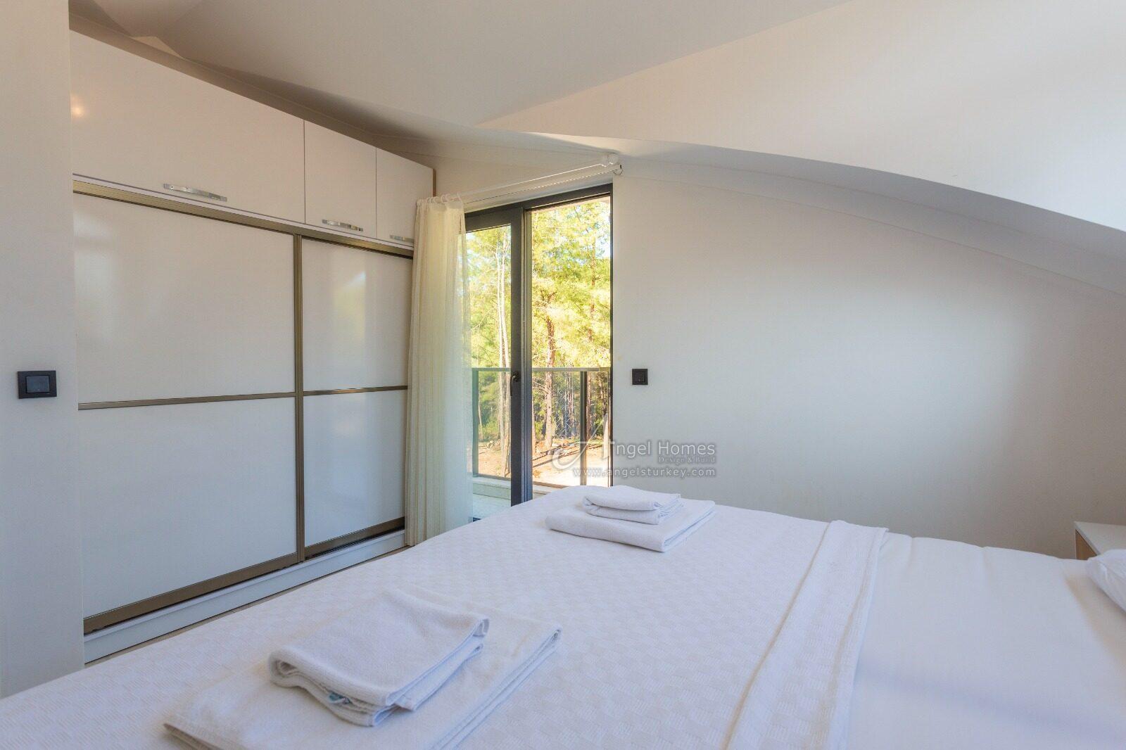 furnished 4-bed villa in Hisaronu