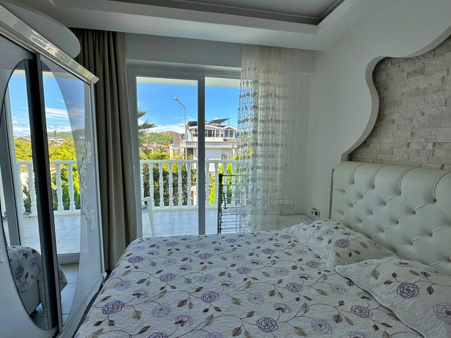 MODERN 4-BED VILLA IN LOWER OVACIK – Furnished, Pool & Parking