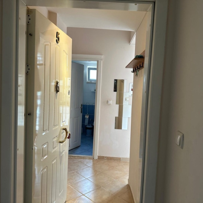 BARGAIN 1-BED APARTMENT IN OVACIK – Furnished, Shared Pool, Great Location