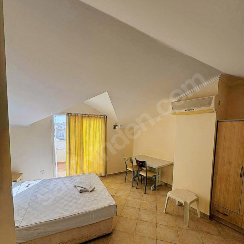 FURNISHED 3-BED TRIPLEX TOWNHOUSE IN YANIKLAR – A Site With Many Amenities