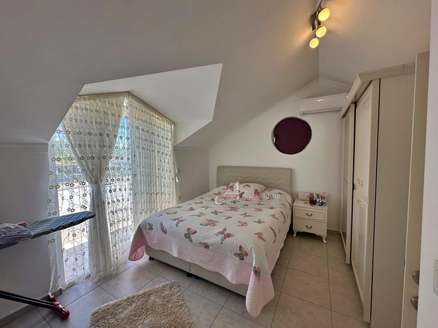 MODERN 4-BED VILLA IN LOWER OVACIK – Furnished, Pool & Parking