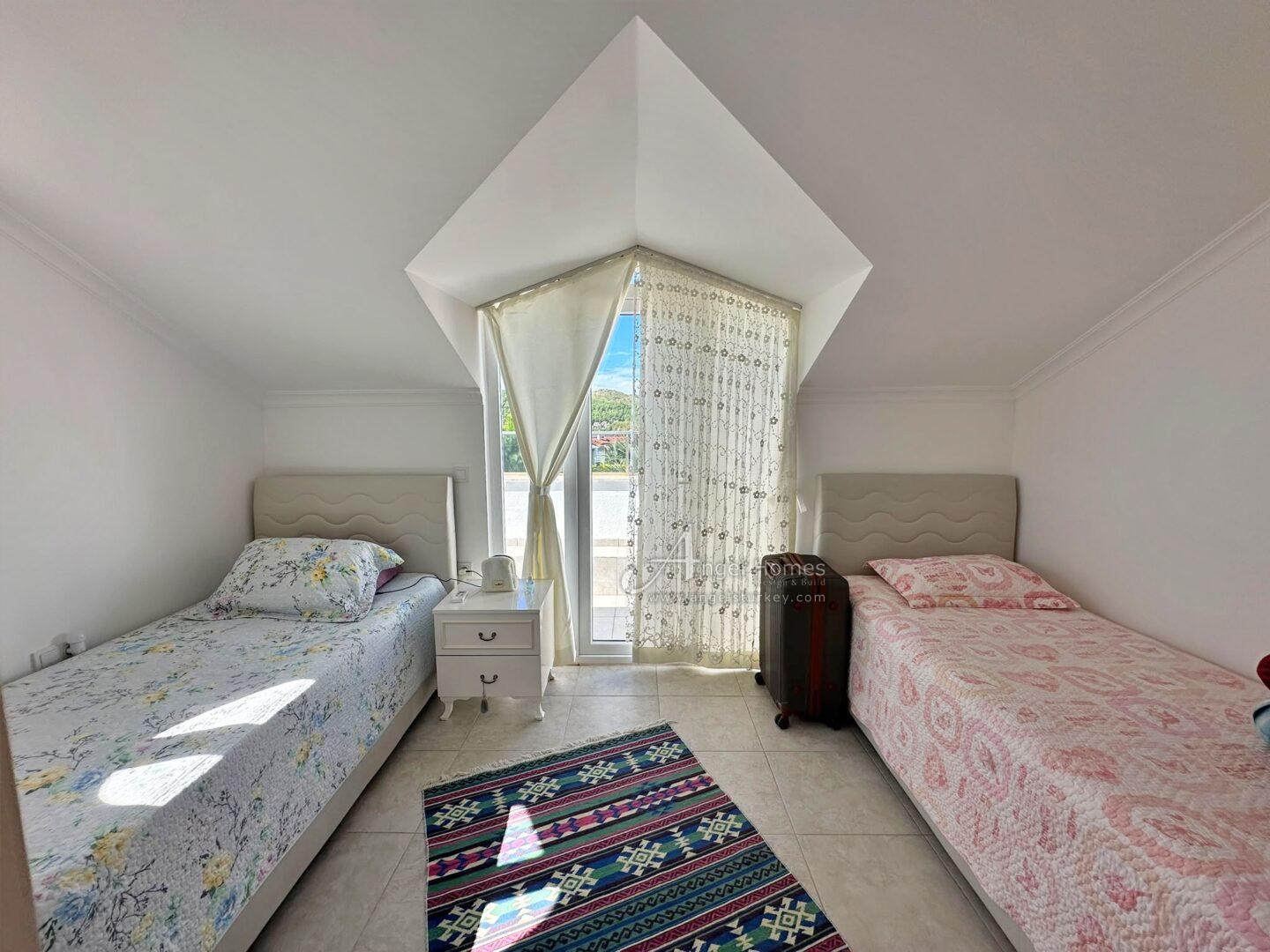 MODERN 4-BED VILLA IN LOWER OVACIK – Furnished, Pool & Parking