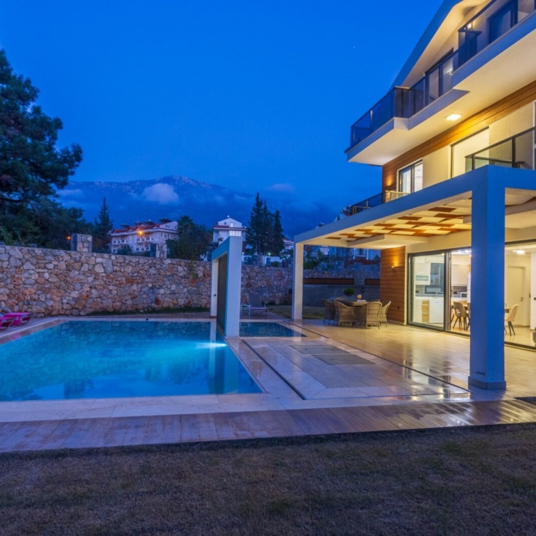 FURNISHED 4-BED VILLA IN HISARONU – Private Pool & Prime Location