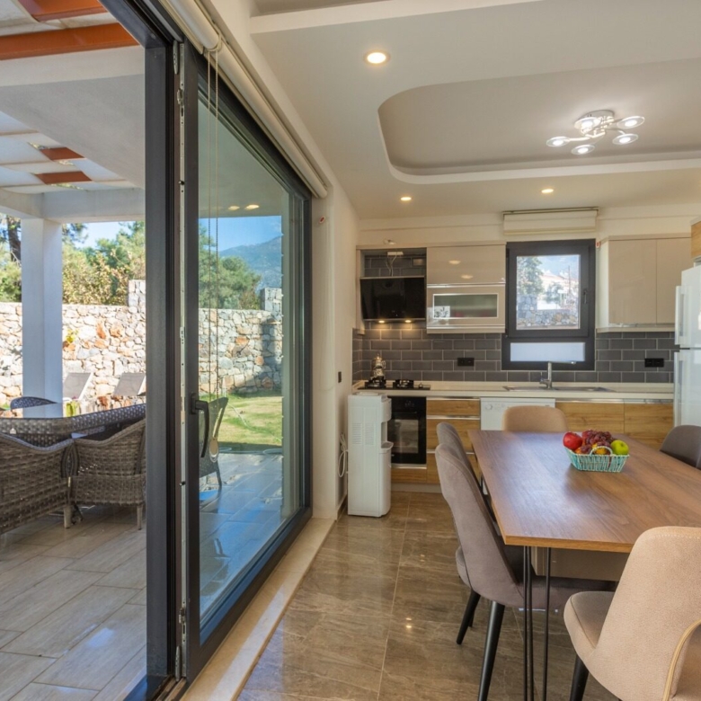 FURNISHED 4-BED VILLA IN HISARONU – Private Pool & Prime Location