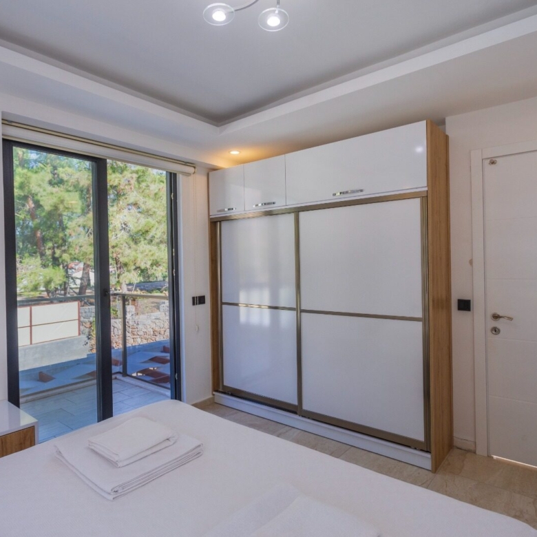 FURNISHED 4-BED VILLA IN HISARONU – Private Pool & Prime Location