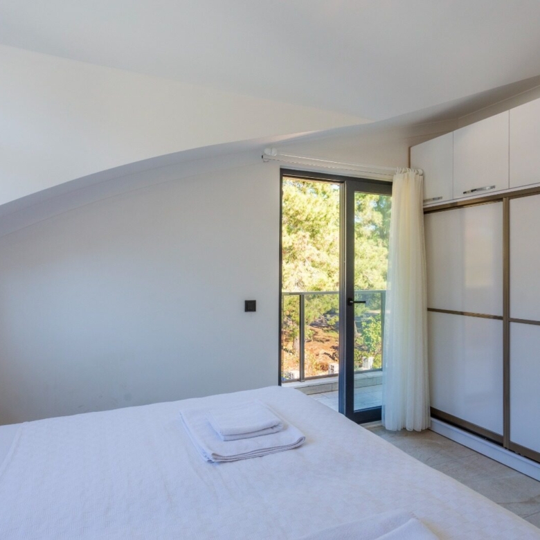 FURNISHED 4-BED VILLA IN HISARONU – Private Pool & Prime Location