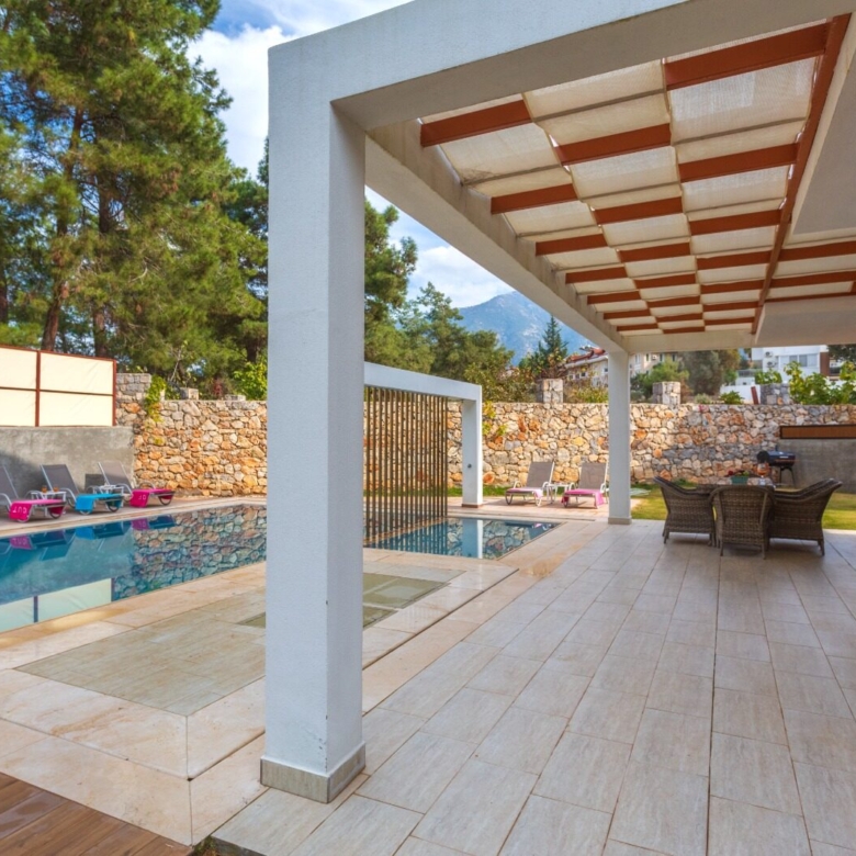 FURNISHED 4-BED VILLA IN HISARONU – Private Pool & Prime Location