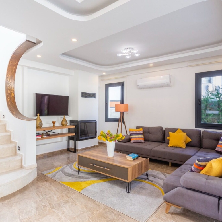 FURNISHED 4-BED VILLA IN HISARONU – Private Pool & Prime Location