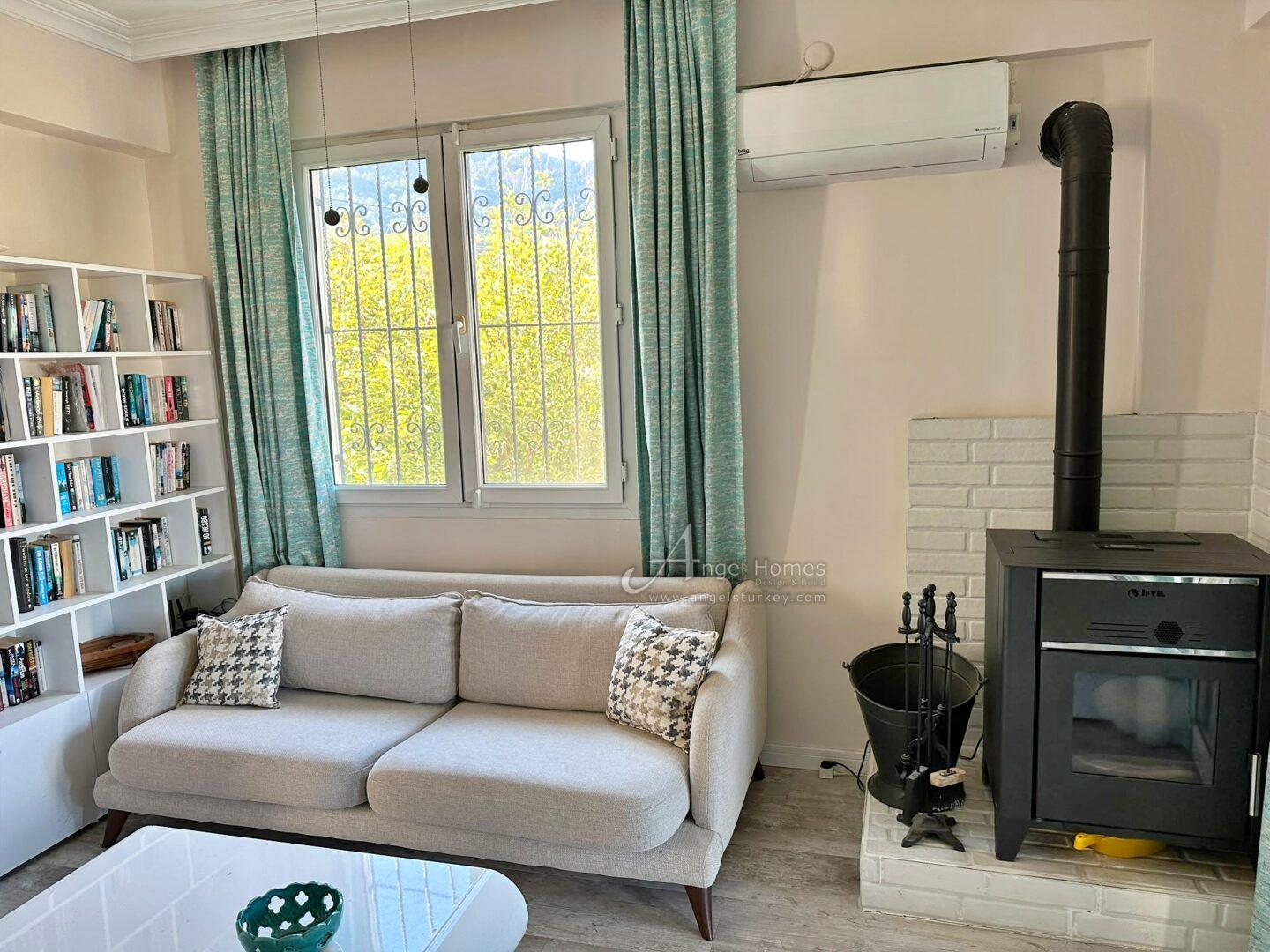 FURNISHED 3-BED DUPLEX IN OVACIK – Well Presented & Popular Site
