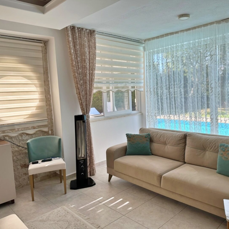 MODERN 4-BED VILLA IN LOWER OVACIK – Furnished, Pool & Parking