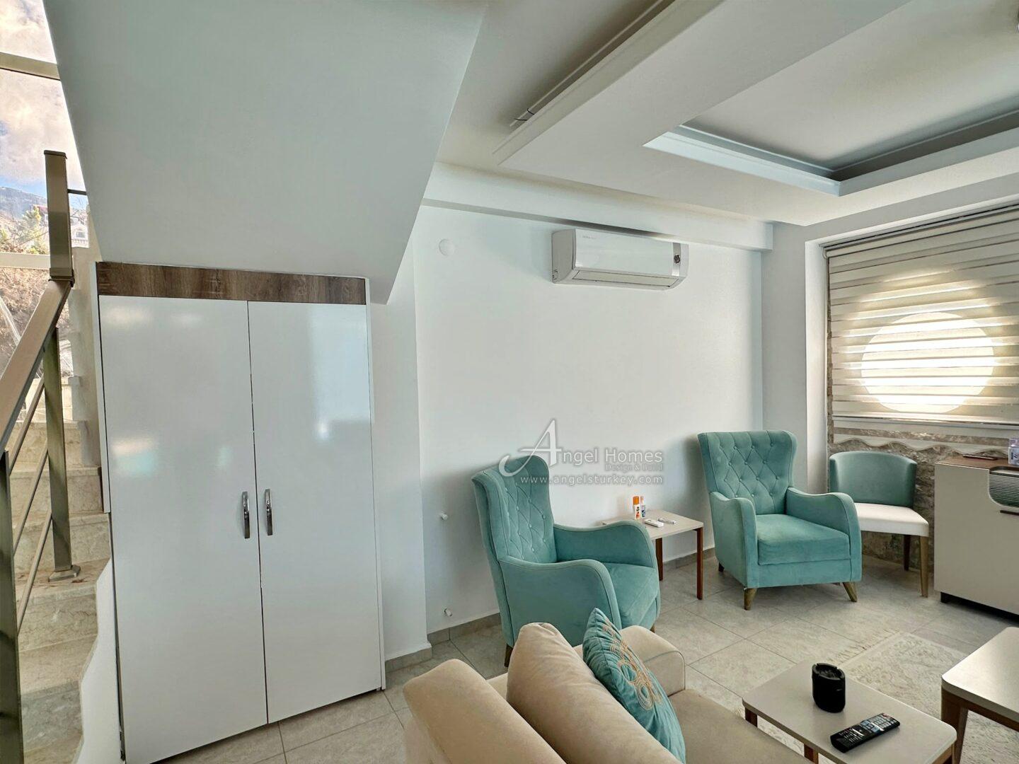 MODERN 4-BED VILLA IN LOWER OVACIK – Furnished, Pool & Parking