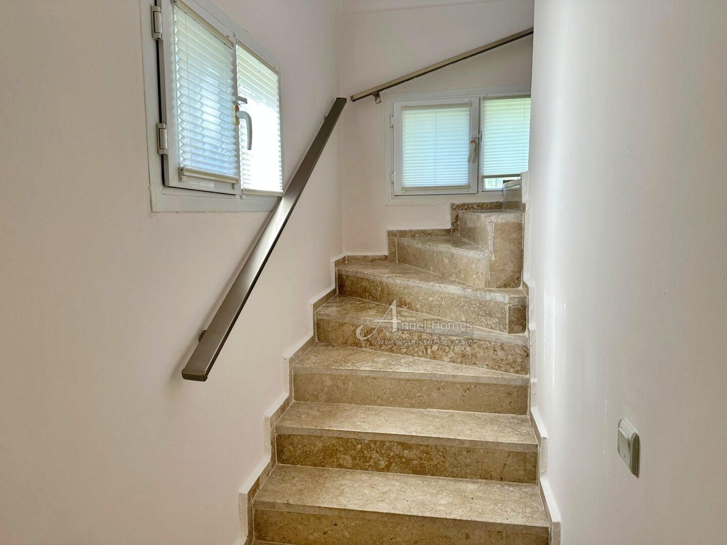 FURNISHED 3-BED DUPLEX IN OVACIK – Well Presented & Popular Site