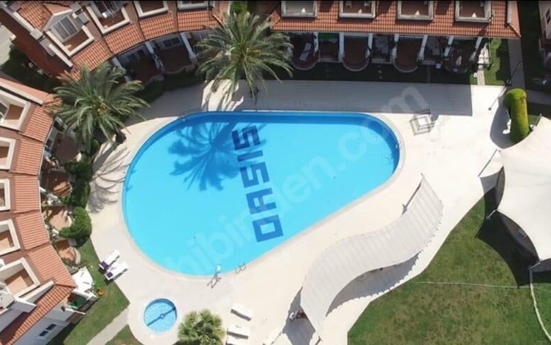 FURNISHED 3-BED TRIPLEX TOWNHOUSE IN YANIKLAR – A Site With Many Amenities