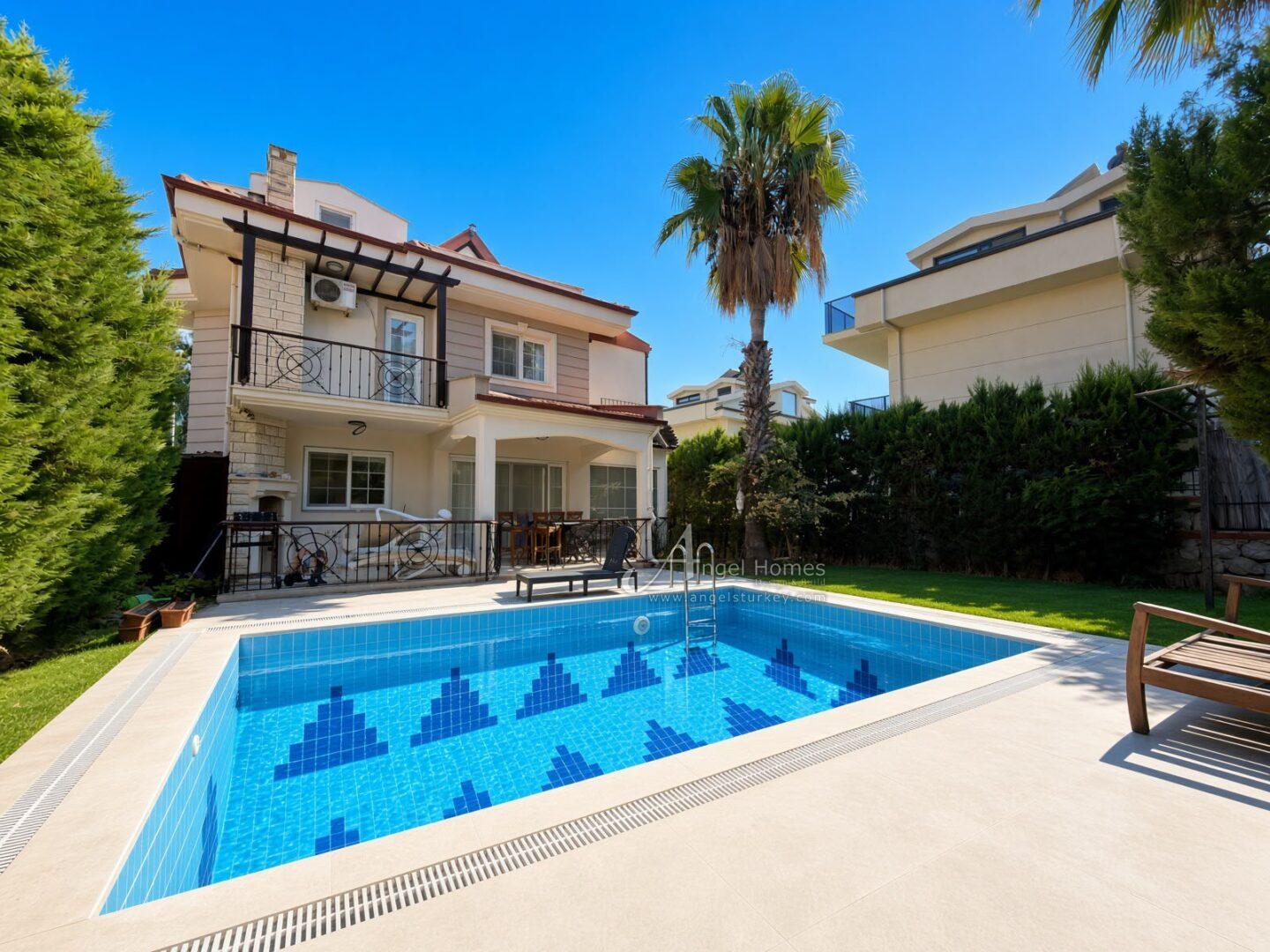 3-bed villa for sale in Calis detached 3-bed villa