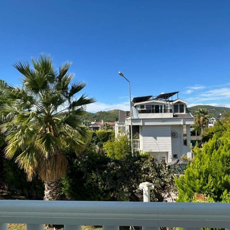 MODERN 4-BED VILLA IN LOWER OVACIK – Furnished, Pool & Parking