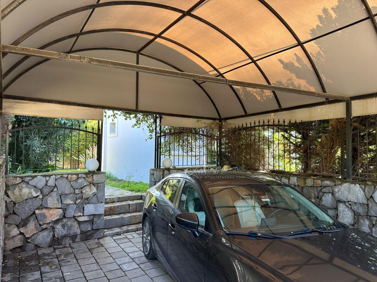 MODERN 4-BED VILLA IN LOWER OVACIK – Furnished, Pool & Parking
