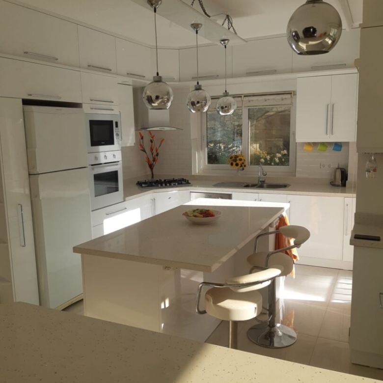 LARGE 8-BED VILLA FOR SALE IN OVACIK – Private Pool & S/C Apartment