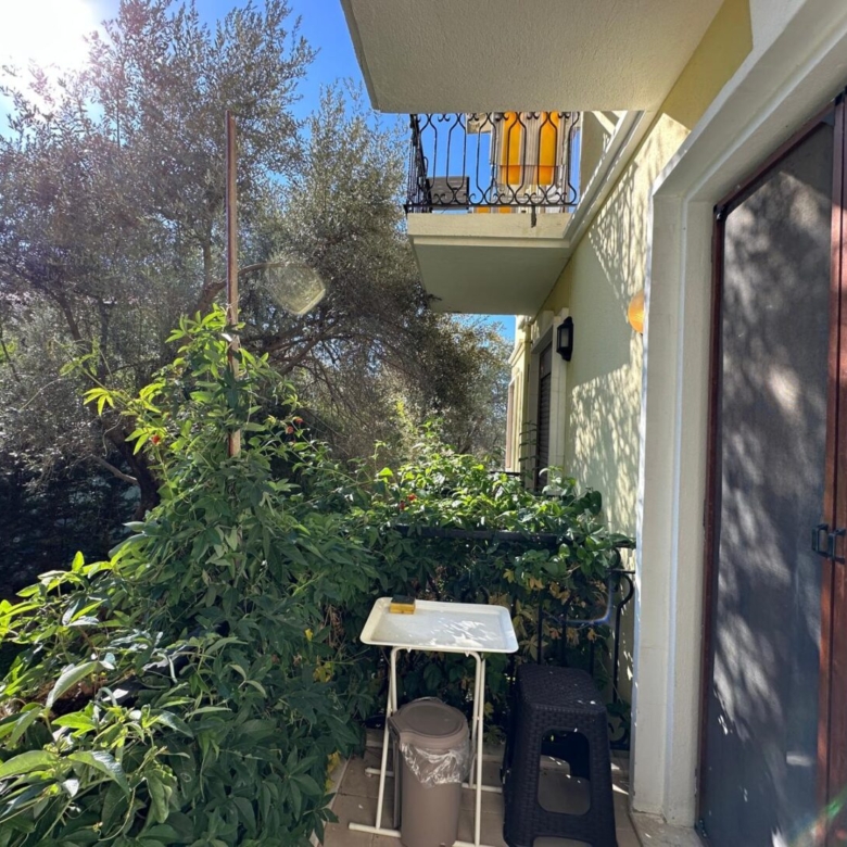 FURNISHED 2-BED GROUND-FLOOR APARTMENT IN OVACIK – Popular Site with Communal Facilities